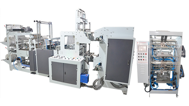 2-1-3 Perforated flat bag on roll making machine with automatic core change 640360-190813.jpg